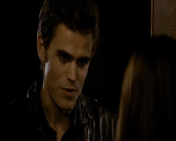 VampireDiariesWorld_dot_org-108-162Candles1162.jpg