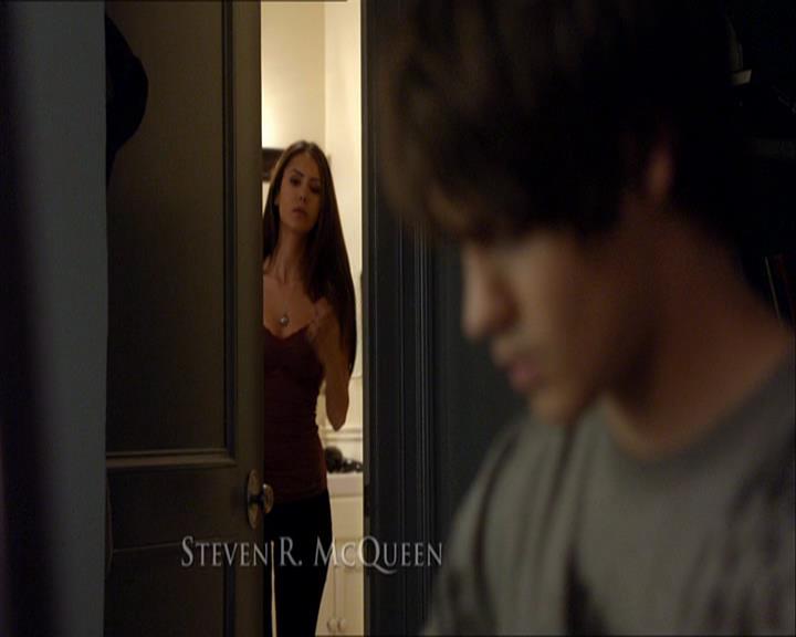 VampireDiariesWorld_dot_org-110TheTurningPoint0152.jpg