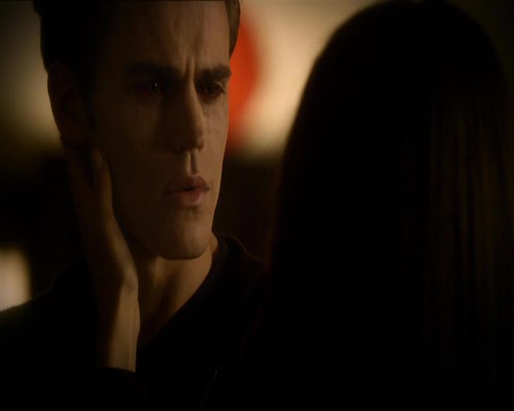 VampireDiariesWorld_dot_org-110TheTurningPoint1771.jpg