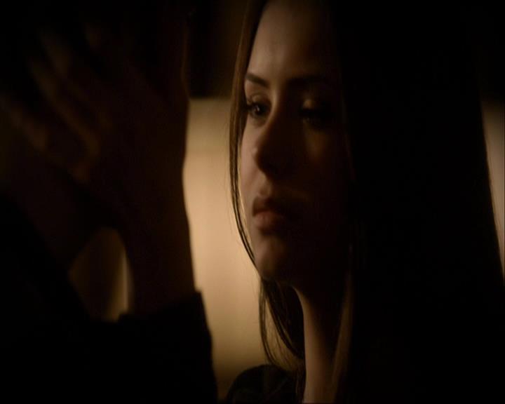 VampireDiariesWorld_dot_org-110TheTurningPoint1786.jpg