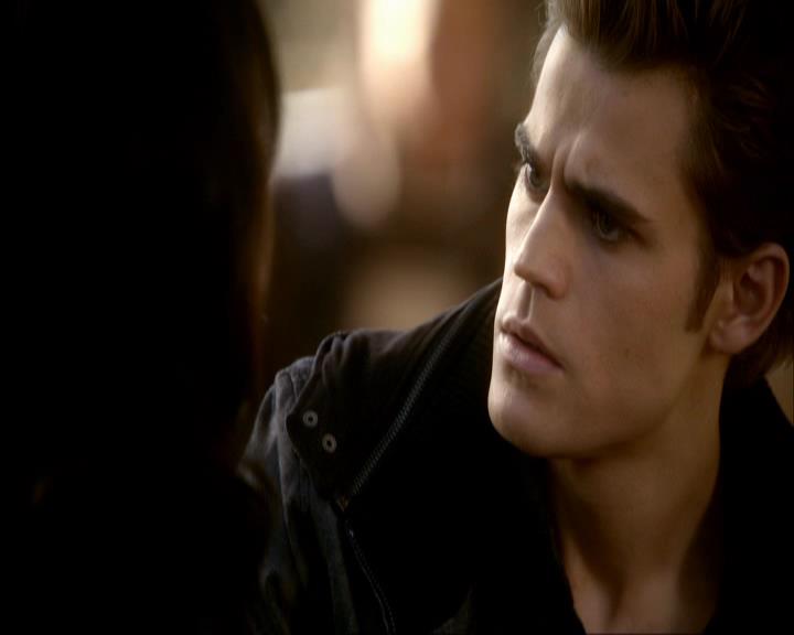 VampireDiariesWorld_dot_org-111Bloodlines0512.jpg