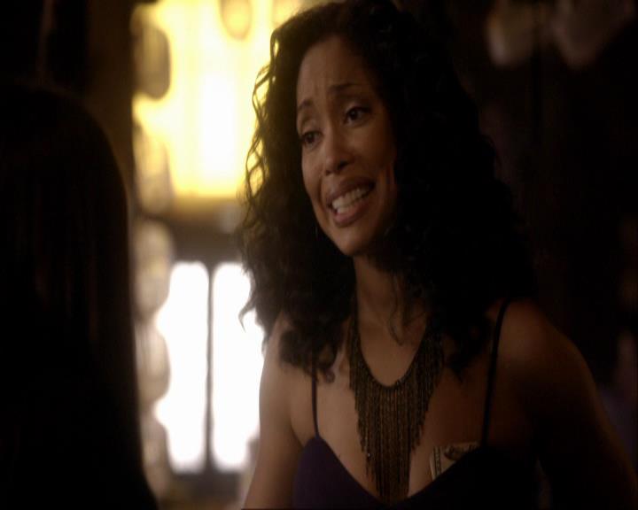 VampireDiariesWorld_dot_org-111Bloodlines0608.jpg