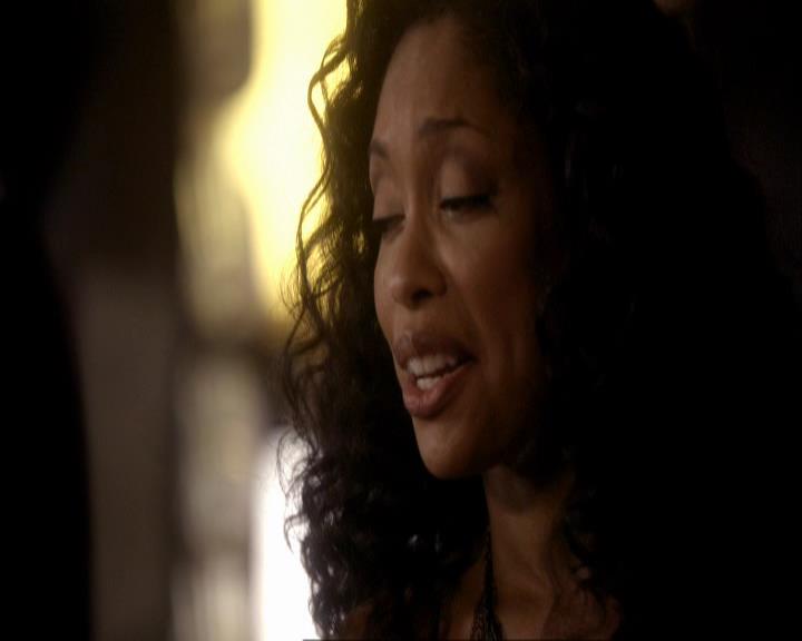 VampireDiariesWorld_dot_org-111Bloodlines0635.jpg