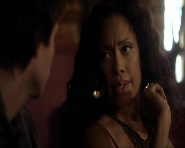 VampireDiariesWorld_dot_org-111Bloodlines0815.jpg