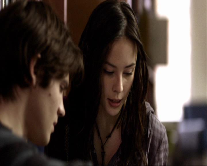 VampireDiariesWorld_dot_org-111Bloodlines2084.jpg