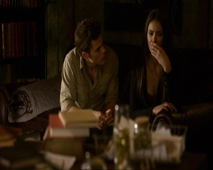 VampireDiariesWorld_dot_org-111Bloodlines2099.jpg