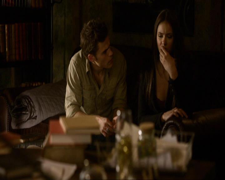 VampireDiariesWorld_dot_org-111Bloodlines2100.jpg