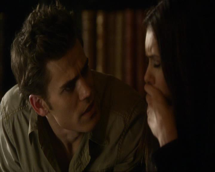 VampireDiariesWorld_dot_org-111Bloodlines2114.jpg