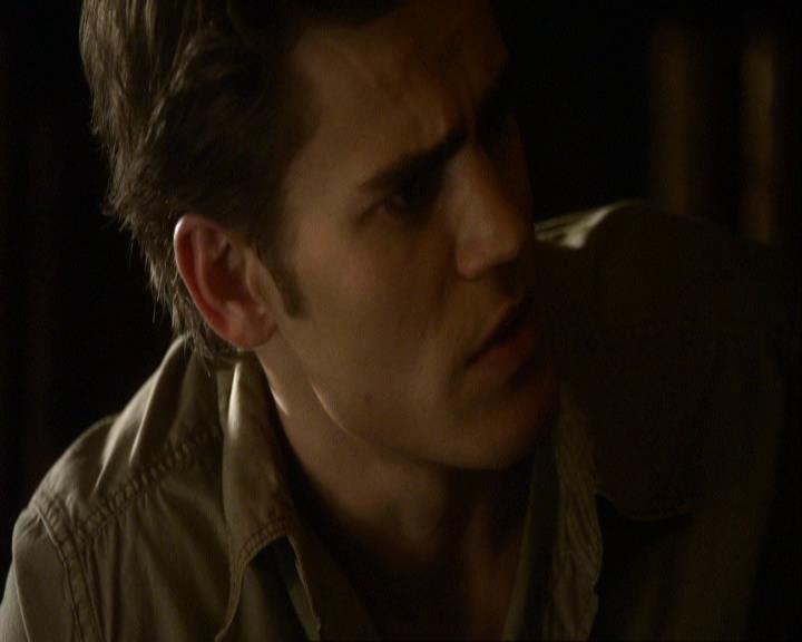 VampireDiariesWorld_dot_org-111Bloodlines2120.jpg