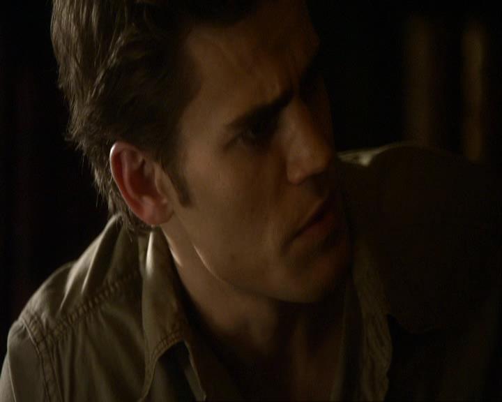 VampireDiariesWorld_dot_org-111Bloodlines2122.jpg