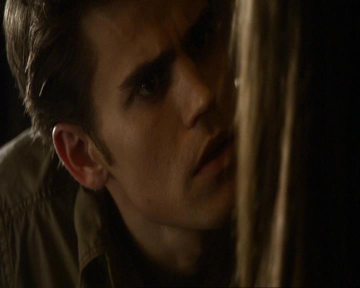 VampireDiariesWorld_dot_org-111Bloodlines2128.jpg