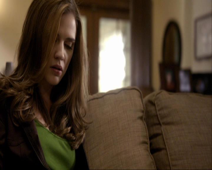 VampireDiariesWorld_dot_org-111Bloodlines2153.jpg