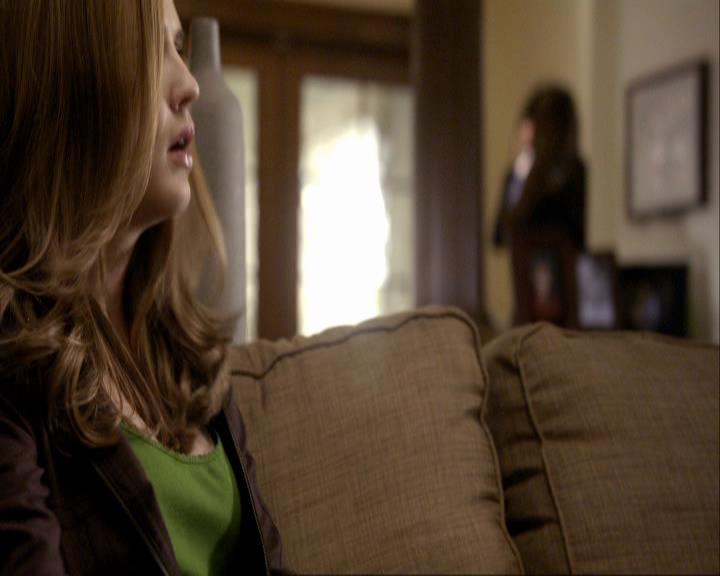 VampireDiariesWorld_dot_org-111Bloodlines2154.jpg