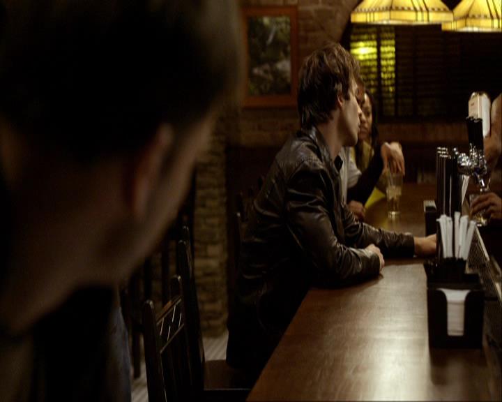 VampireDiariesWorld_dot_org-111Bloodlines2212.jpg