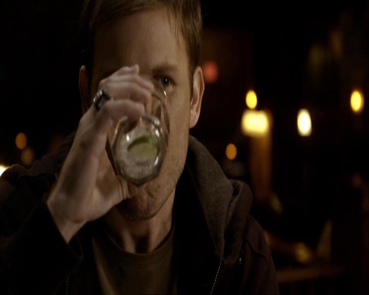 VampireDiariesWorld_dot_org-111Bloodlines2222.jpg