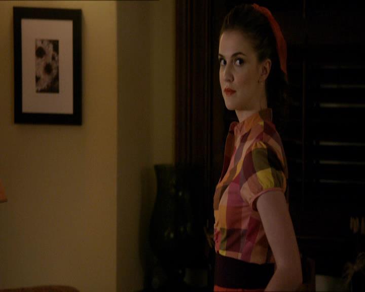 VampireDiariesWorld_dot_org-112Unpleasantville0603.jpg