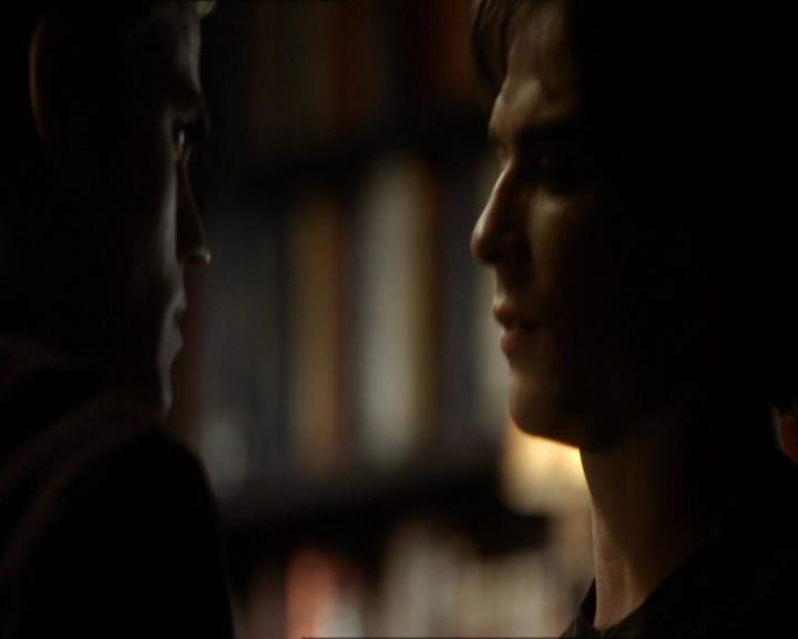 VampireDiariesWorld_dot_org-114FoolMeOnce0200.jpg