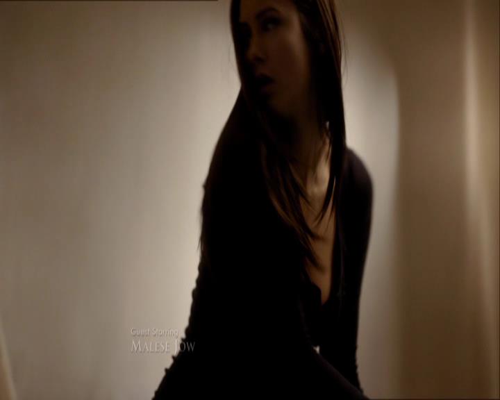 VampireDiariesWorld_dot_org-114FoolMeOnce0227.jpg