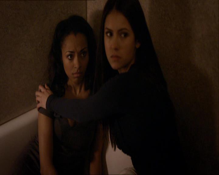 VampireDiariesWorld_dot_org-114FoolMeOnce0257.jpg