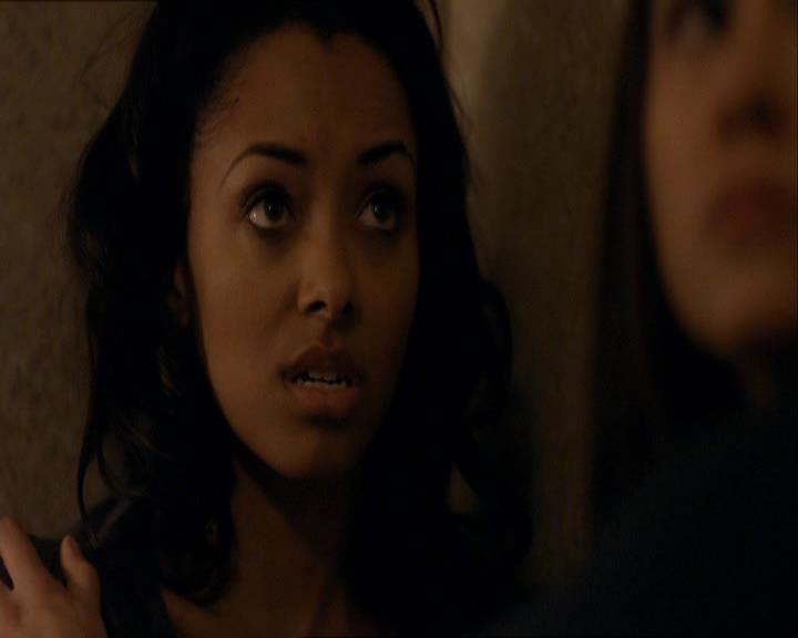 VampireDiariesWorld_dot_org-114FoolMeOnce0263.jpg