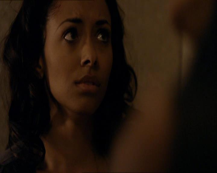 VampireDiariesWorld_dot_org-114FoolMeOnce0271.jpg