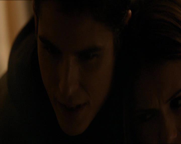 VampireDiariesWorld_dot_org-114FoolMeOnce0273.jpg