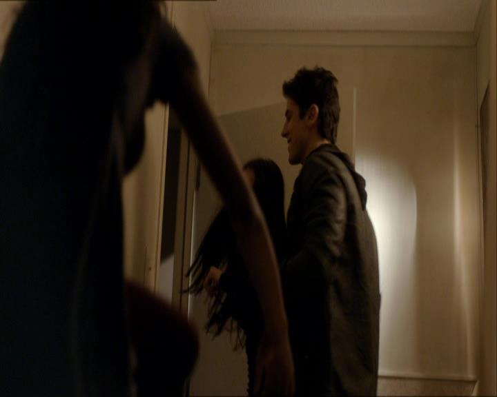 VampireDiariesWorld_dot_org-114FoolMeOnce0278.jpg