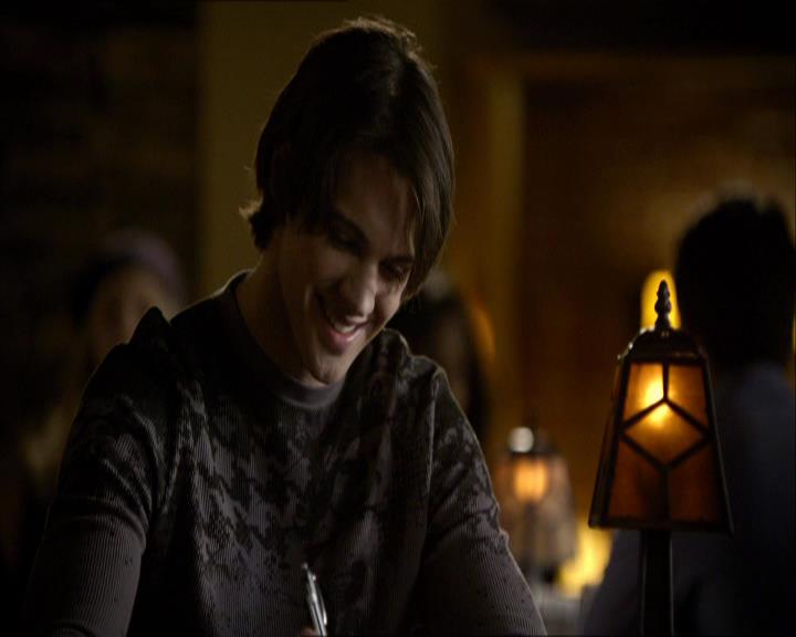 VampireDiariesWorld_dot_org-114FoolMeOnce0320.jpg