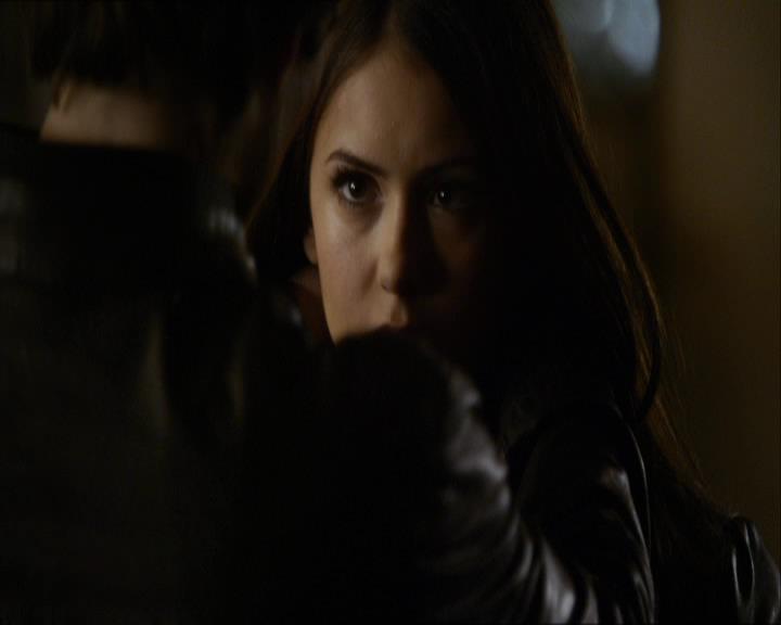 VampireDiariesWorld_dot_org-114FoolMeOnce1004.jpg