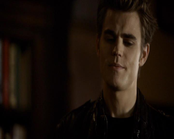 VampireDiariesWorld_dot_org-115AFewGoodMen0302.jpg