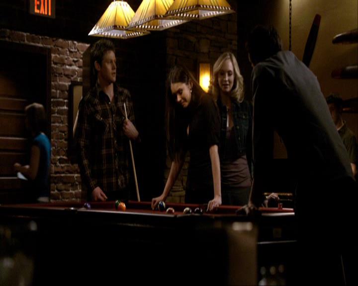 VampireDiariesWorld_dot_org-116ThereGoesTheNeighbourhood0956.jpg