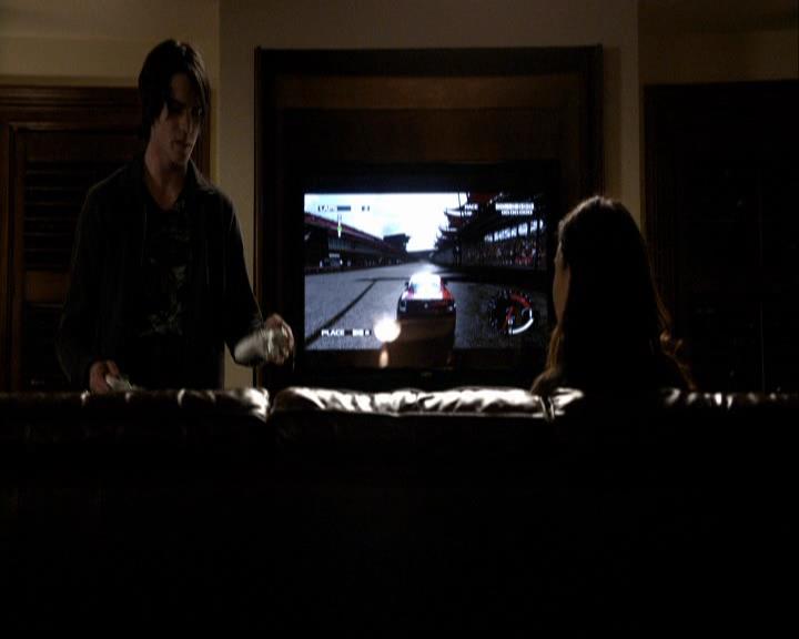 VampireDiariesWorld_dot_org-116ThereGoesTheNeighbourhood0971.jpg