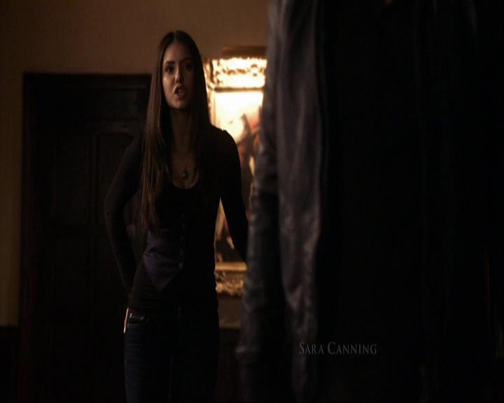 VampireDiariesWorld_dot_org-117LetTheRightOneIn0227.jpg