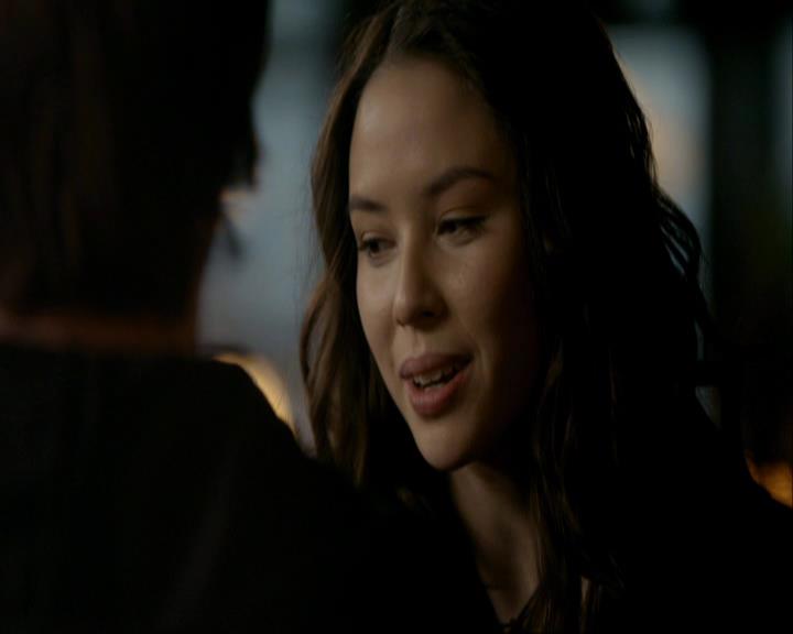 VampireDiariesWorld_dot_org-117LetTheRightOneIn0781.jpg