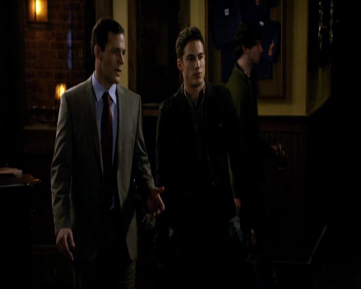 VampireDiariesWorld_dot_org-117LetTheRightOneIn0855.jpg