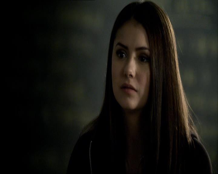 VampireDiariesWorld_dot_org-118UnderControl0373.jpg