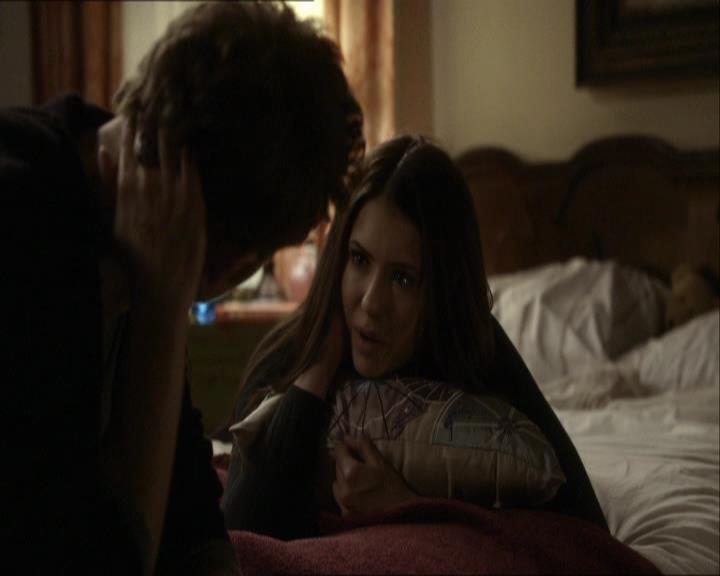 VampireDiariesWorld_dot_org-118UnderControl0419.jpg