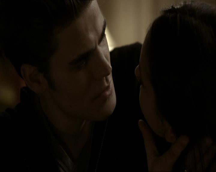 VampireDiariesWorld_dot_org-118UnderControl0493.jpg