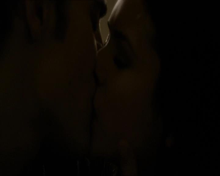 VampireDiariesWorld_dot_org-118UnderControl0496.jpg