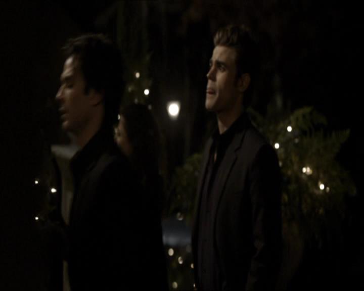 VampireDiariesWorld_dot_org-118UnderControl0762.jpg