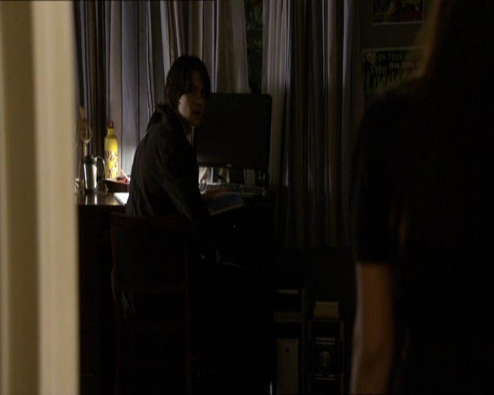 VampireDiariesWorld_dot_org-118UnderControl2039.jpg