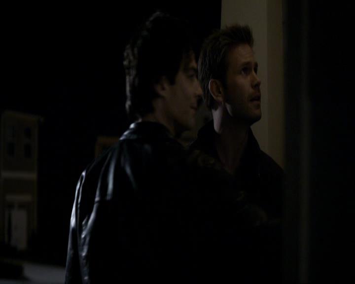 VampireDiariesWorld_dot_org-120BloodBrothers0858.jpg