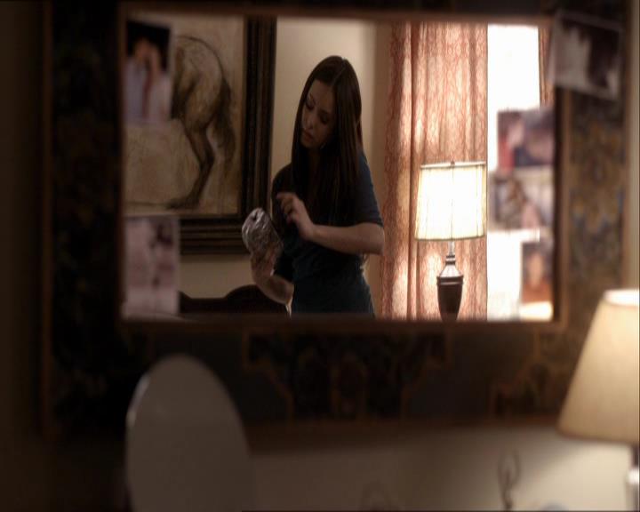 VampireDiariesWorld_dot_org-121Isobel0127.jpg