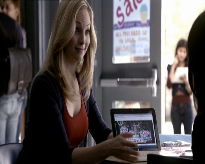 VampireDiariesWorld_dot_org-121Isobel0218.jpg