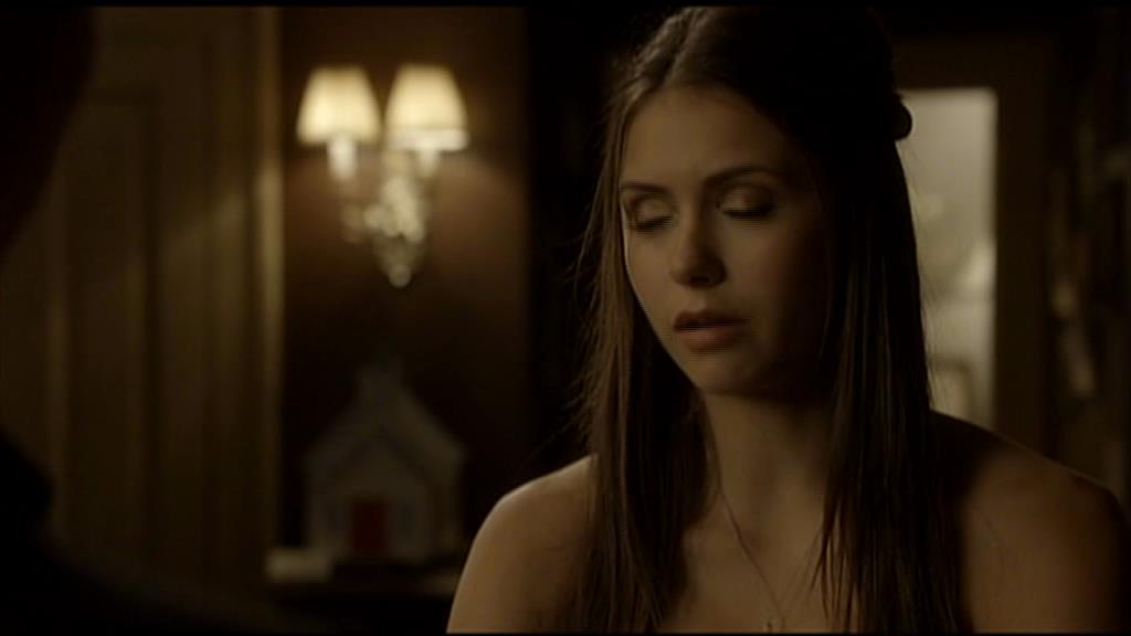 VampireDiariesWorld-dot-org_TVD-S1-SpecialFeatures_SecondBite_Captures00075.jpg