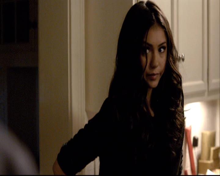 VampireDiariesWorld-dot-org_2x01TheReturn0010.jpg