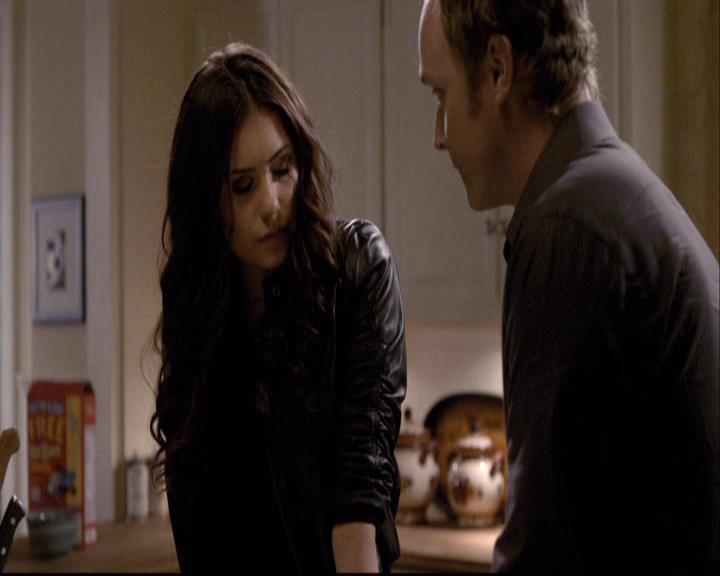 VampireDiariesWorld-dot-org_2x01TheReturn0038.jpg