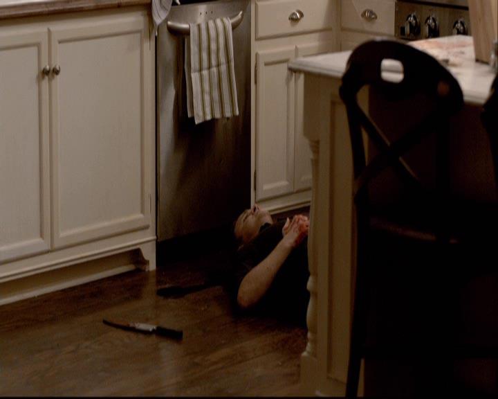 VampireDiariesWorld-dot-org_2x01TheReturn0072.jpg