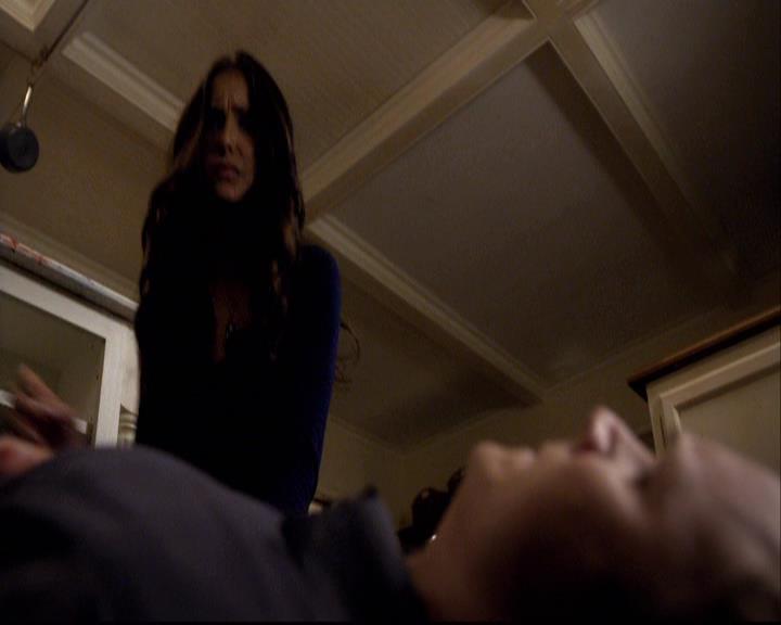 VampireDiariesWorld-dot-org_2x01TheReturn0078.jpg