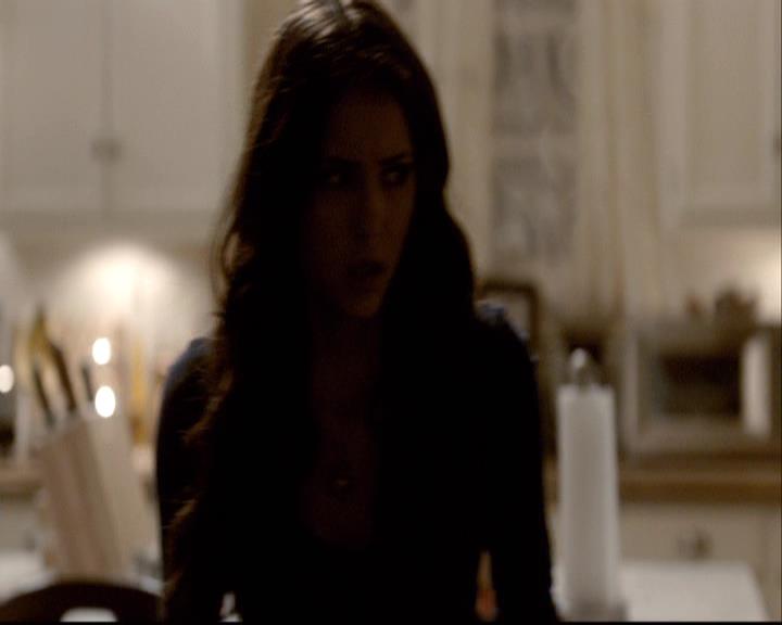 VampireDiariesWorld-dot-org_2x01TheReturn0105.jpg